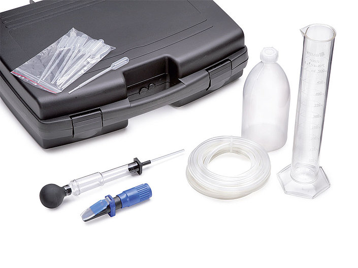 Kit de prélèvement et de contrôle de concentration pour l'adjuvant AdBlue®*