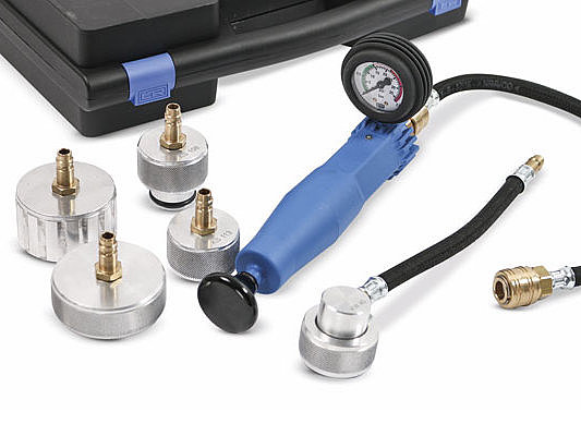 Cooling system test case for commercial vehicles