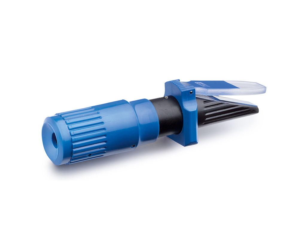 Refraktometer zur Messung der Harnstoff-Konzentration/AdBlue®*